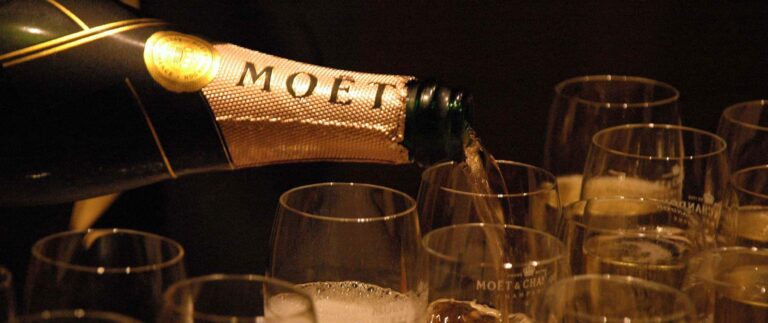 Honest Travel Guides Honest Travel Guides