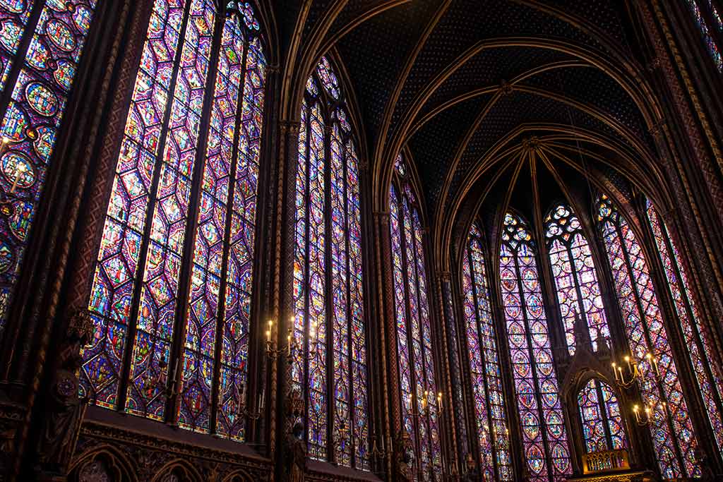 Visiting La Sainte Chapelle Paris: A complete guide Image of the interior of Sainte Capelle Paris