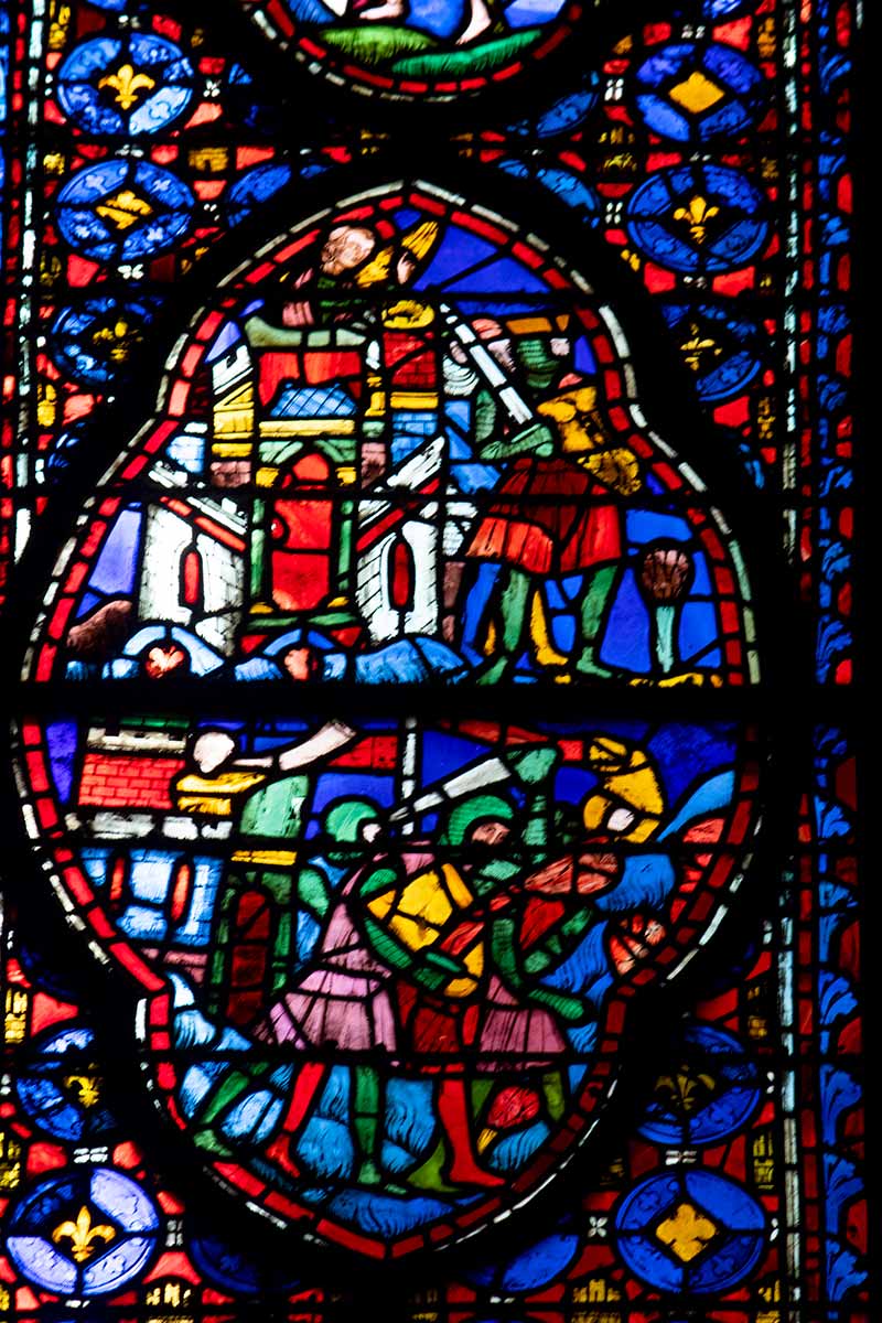 Visiting La Sainte Chapelle Paris: A complete guide Image of stained glass in La Sainte Chapelle Paris