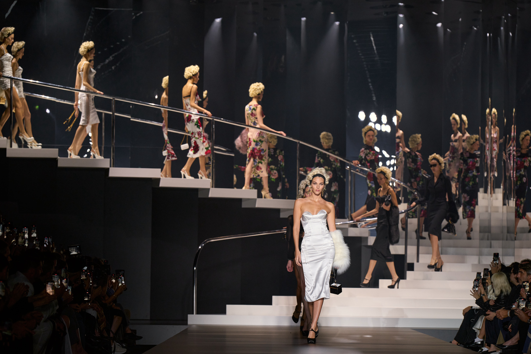 Paris Fashion Week – How Visitors Can Experience the Magic Paris Fashion Week – How Visitors Can Experience the Magic